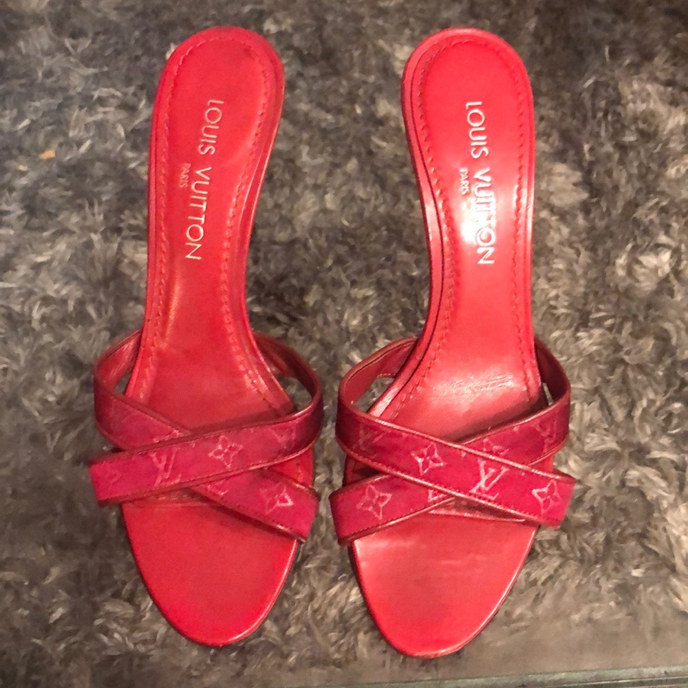 Sale! Vintage Louis Vuitton heels 👠